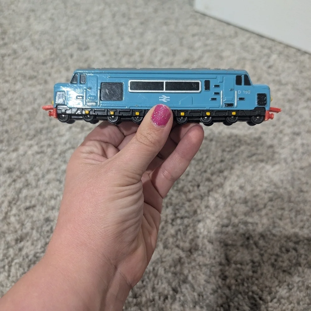 Vintage ERTL Thomas The Tank Engine & Friends Diecast Diesel D199 Engine Train